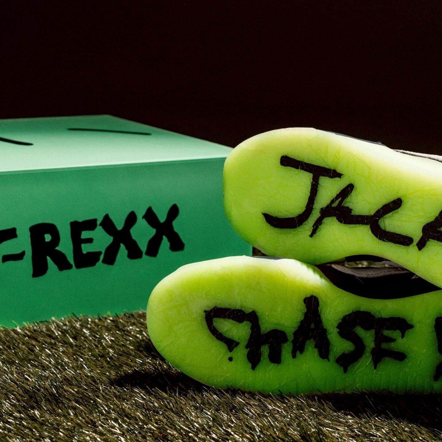 Jordan Jumpman Jack TR Travis Scott x Chase B Black Night Silver sole zool