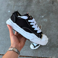 Maison Mihara Yasuhiro Hank OG Sole Canvas Low Frayed Black 3