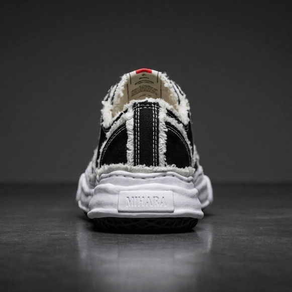Maison Mihara Yasuhiro Peterson OG Sole Canvas Low Frayed Black