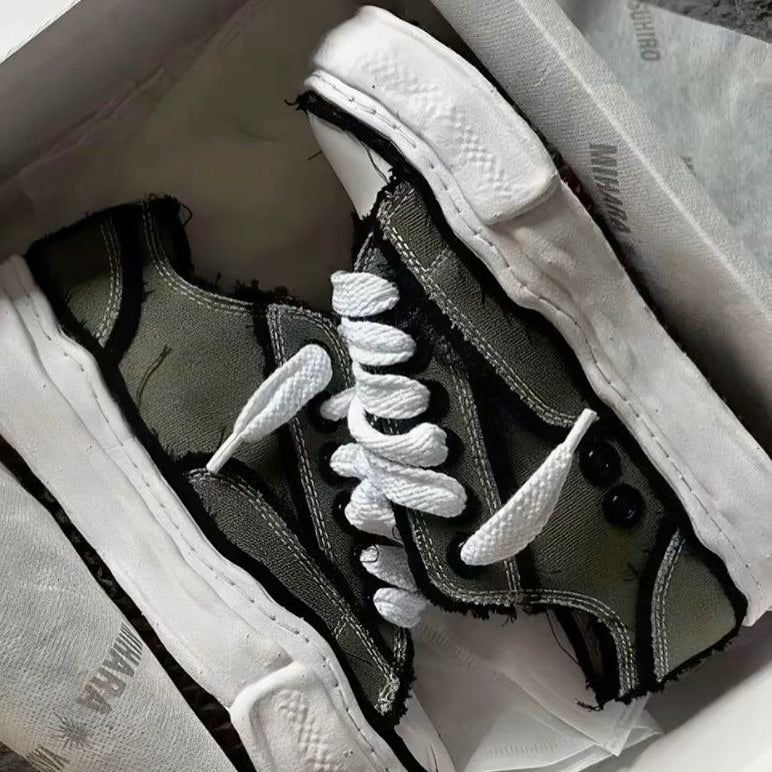 Maison Mihara Yasuhiro Peterson OG Sohle Canvas Niedrig Ausgefranst Khaki
