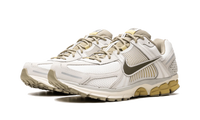 Nike Zoom Vomero 5 SP Light Bone Neutral Olive (FV0397-001) | Snrkickz