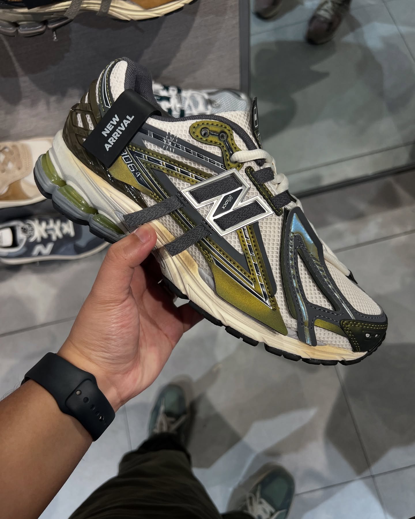 New Balance 1906A Olive Juice Sea Salt (U1906ANC)
