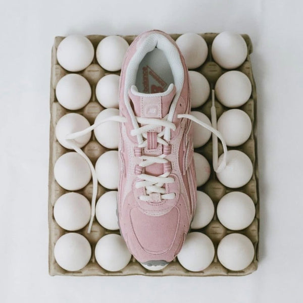 New Balance 204L Pastel Pink