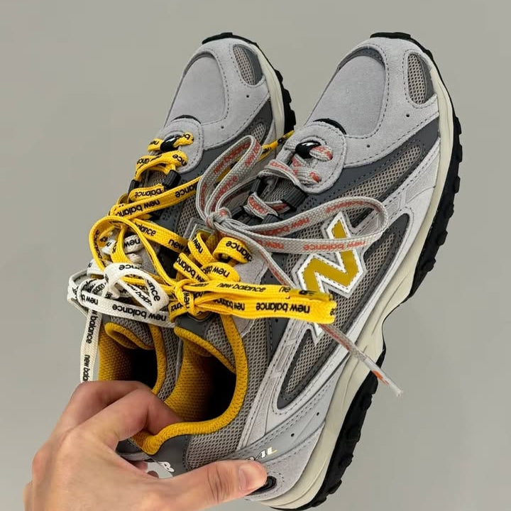 New Balance 204L Raincloud Baroque Gold