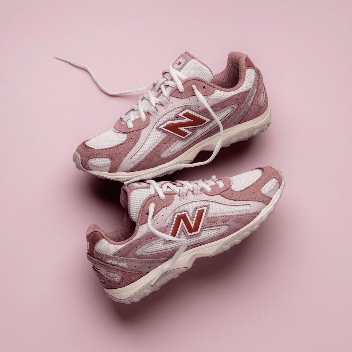 New Balance 204L Rosewood