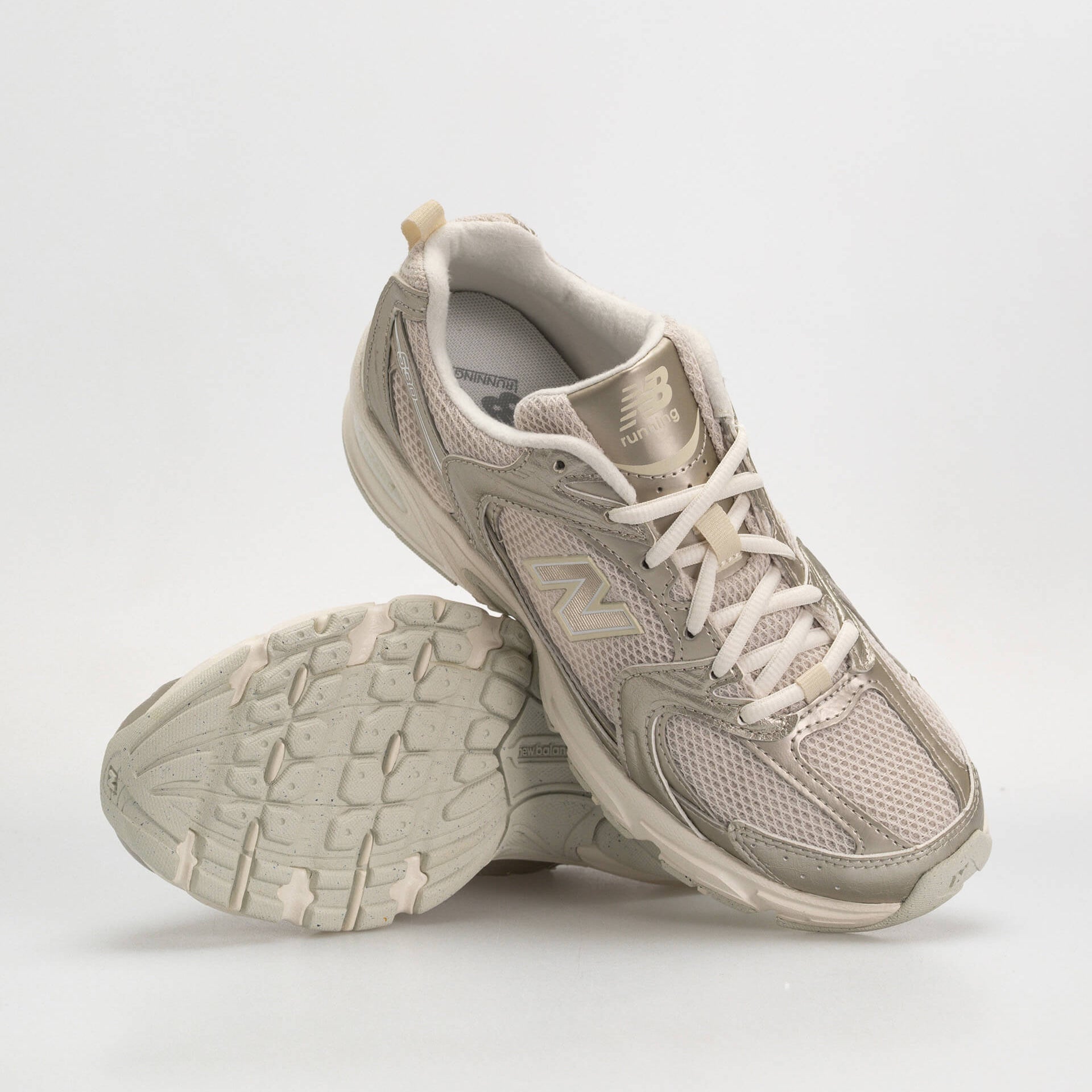 New Balance 530 Gold Metalic Linen