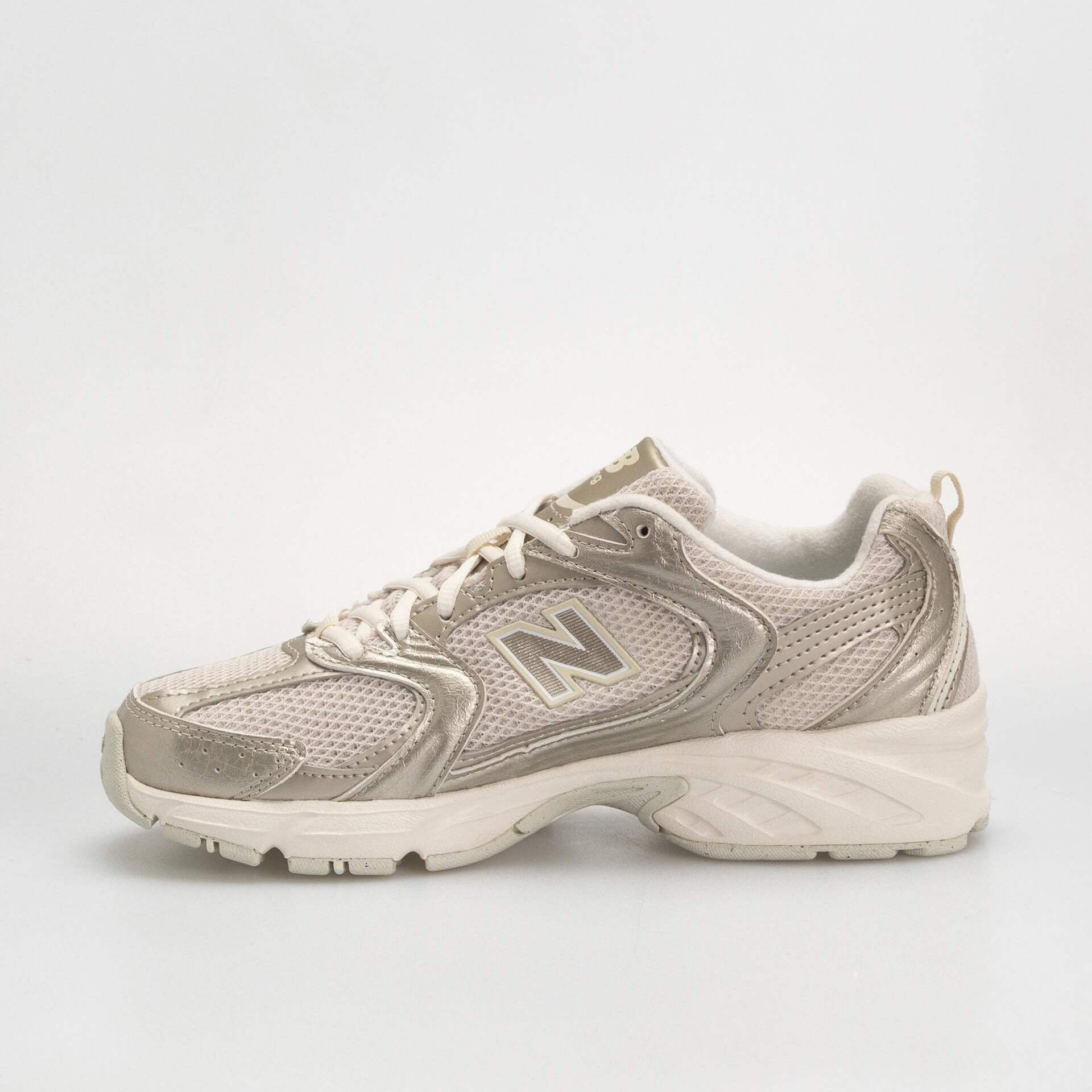 New Balance 530 Gold Metalic Linen