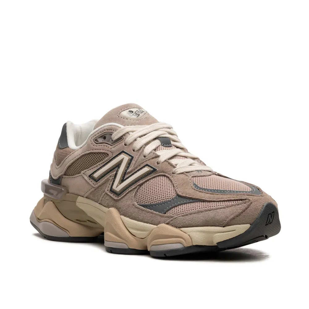 New Balance 9060 Driftwood Castlerock