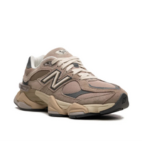 New Balance 9060 Driftwood Castlerock