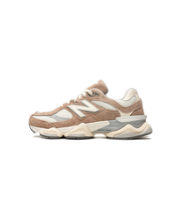 New Balance 9060
Driftwood Stone Pink Sea Salt