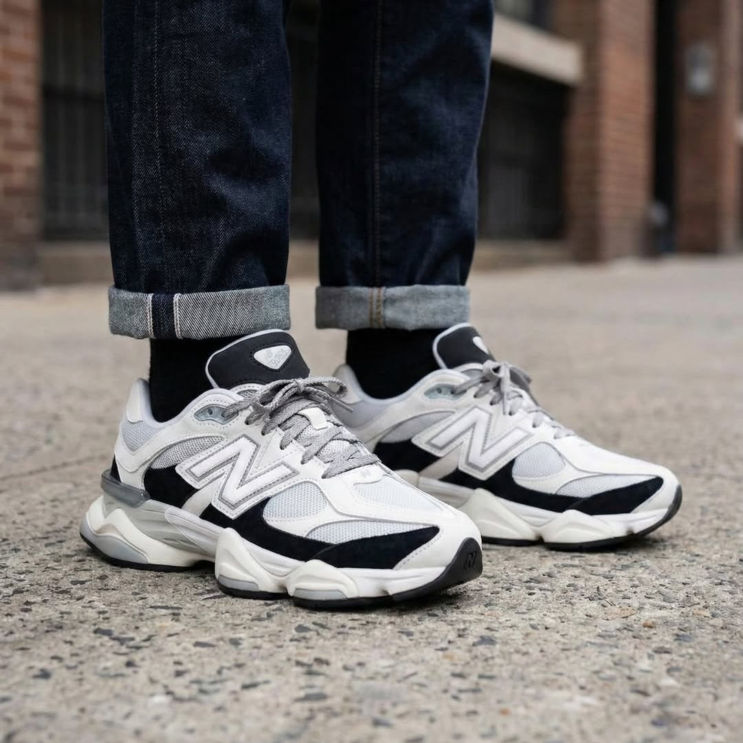 New Balance 9060 Jet Black Snrkickz