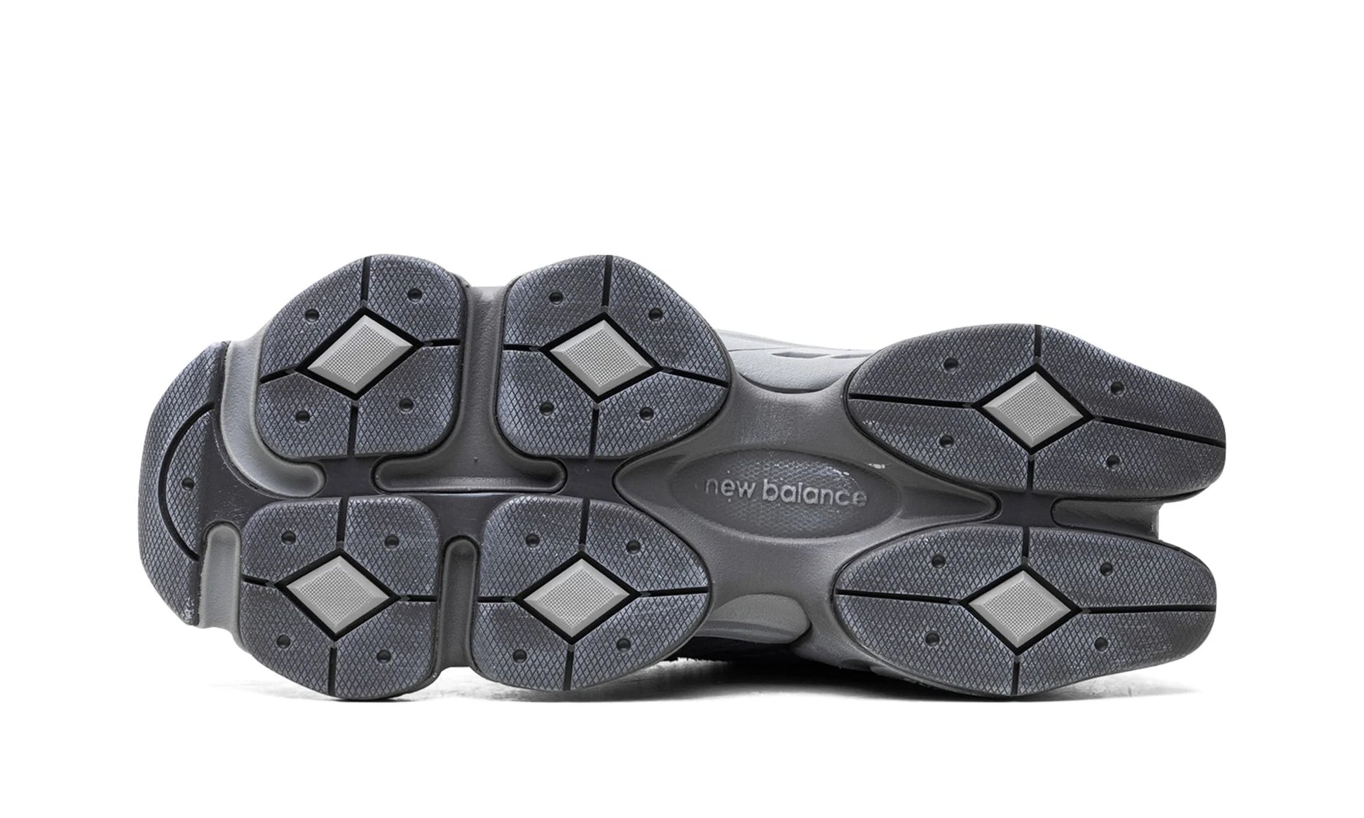 New Balance 9060 Magnet