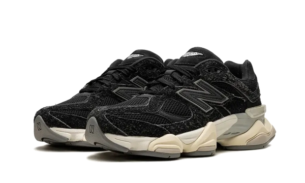 New Balance 9060 Sea Salt Black