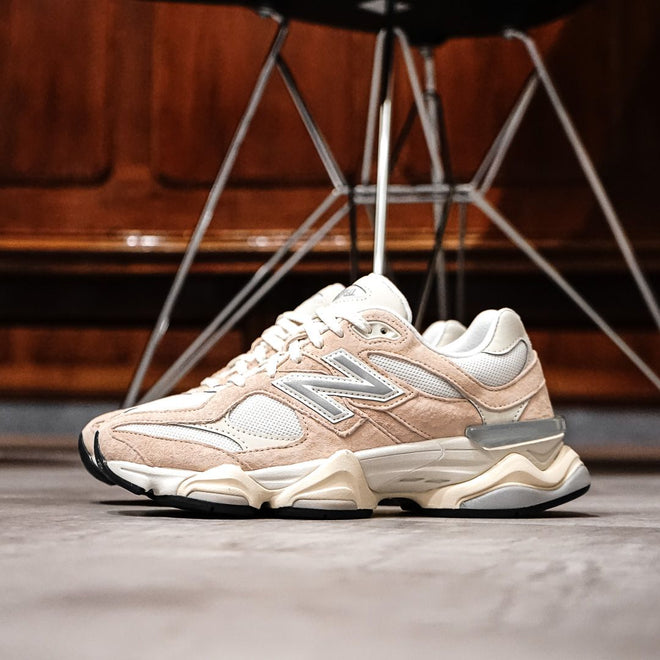 New Balance 9060 Vintage Rose