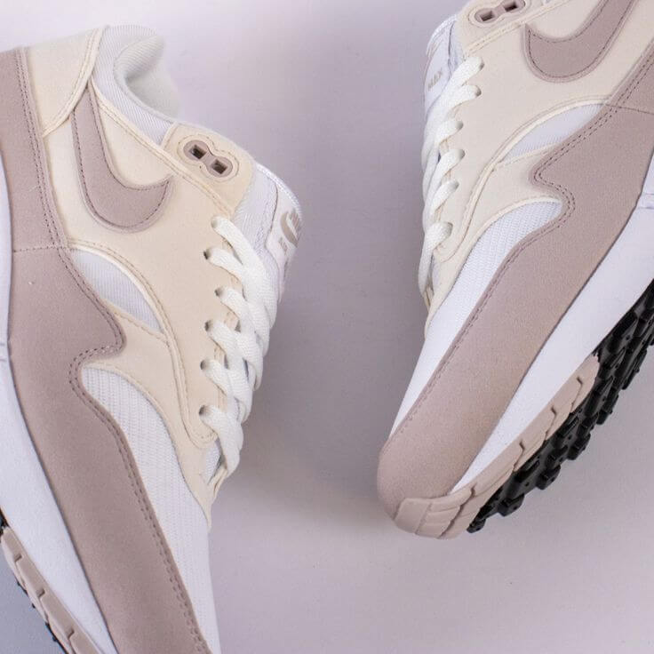 Nike Air Max 1 Platinum Violet