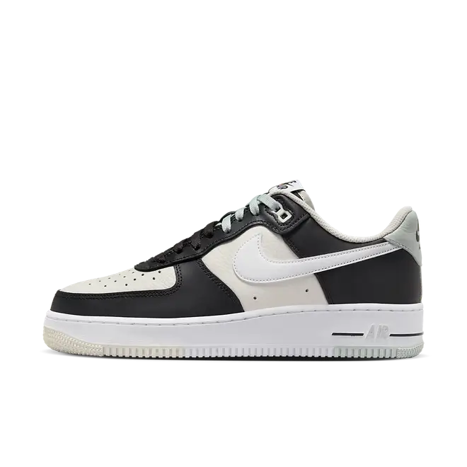 Nike Air Force 1 Low '07 LV8 Split Black Phantom