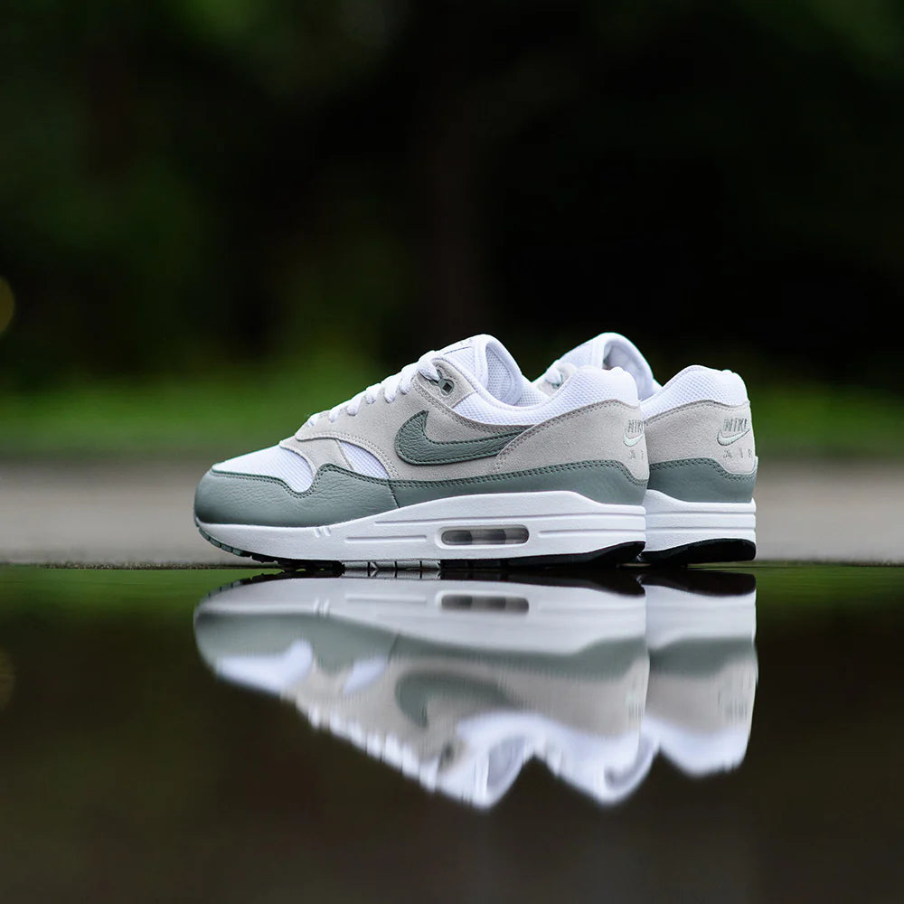 Nike Air Max 1 White Mica Green - SnrKickz