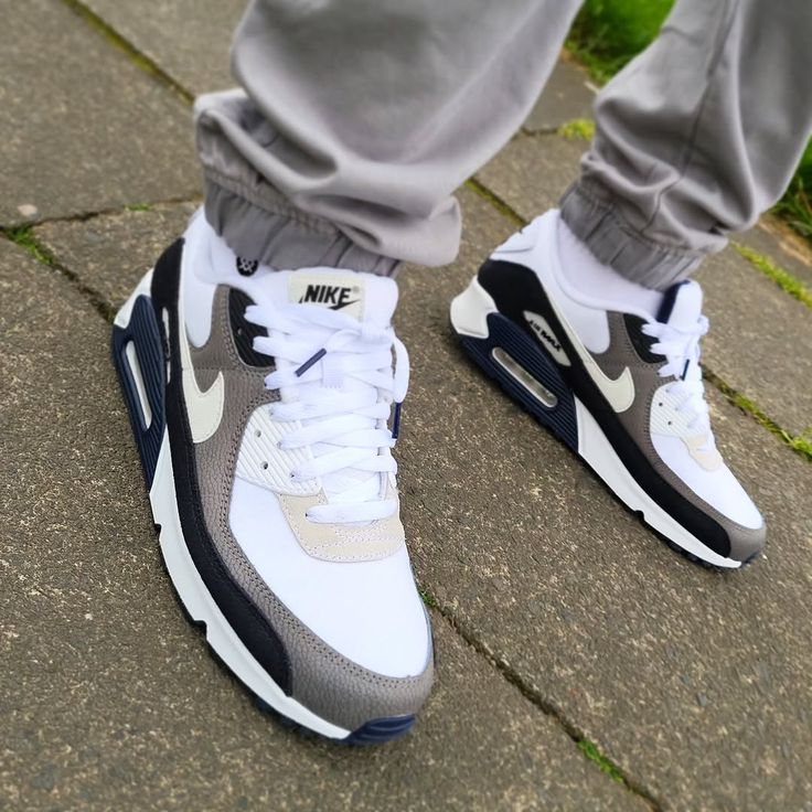 Nike Air Max 90 White Gray Obsidan