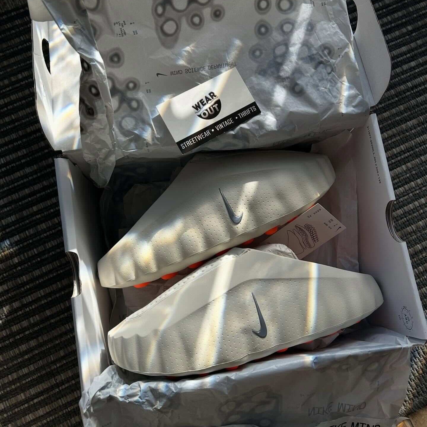 Nike Mind 001 Slide Light Bone