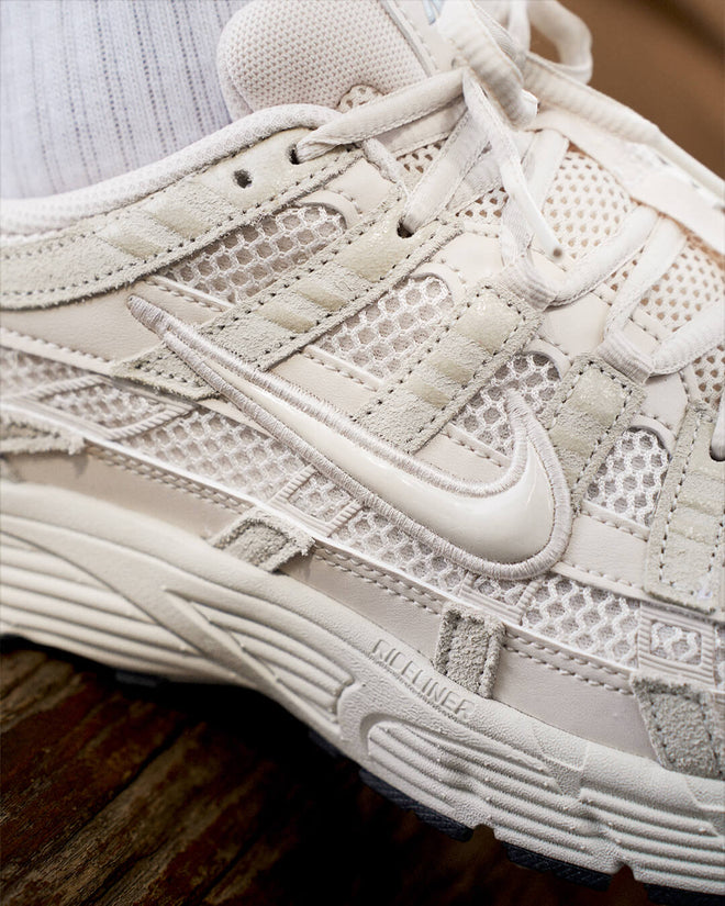 Nike P-6000 SE Hell Orewood Braun