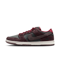 Nike SB Dunk Low Riot Skateshop
