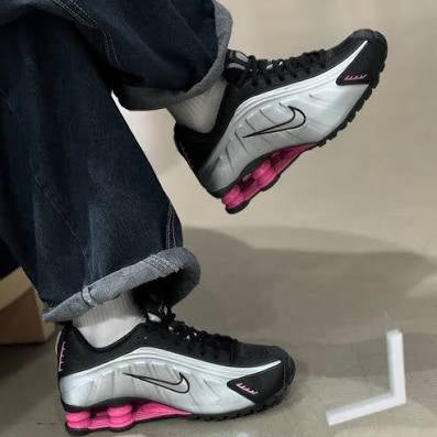 Nike Shox R4 Black Metallic Silver Pinksicle (Women's)