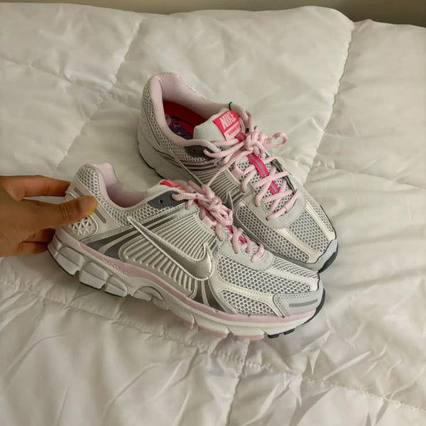 Nike Zoom Vomero 5 520 Pack White Pink