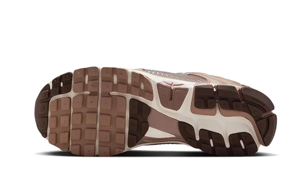 Nike Zoom Vomero 5 Staubiger Ton