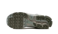 Nike Zoom Vomero 5 Light Orewood Brown Armory Blue Snrkickz 3