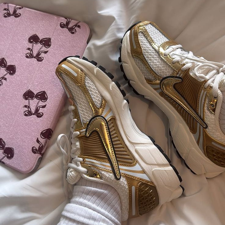 Nike Zoom Vomero 5 Metallic Gold (Women's)
