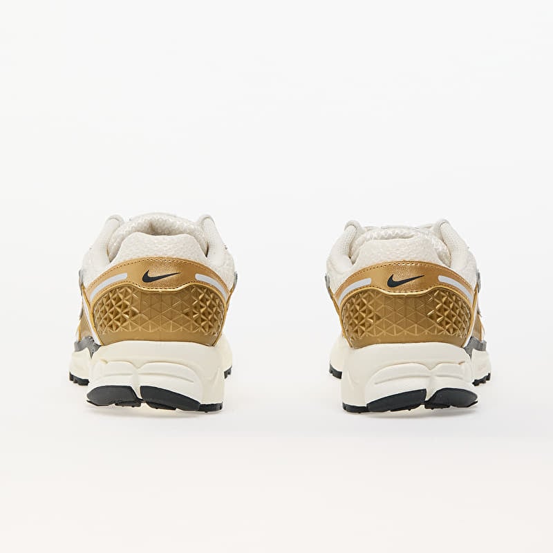 Nike Zoom Vomero 5 Metallic Gold (Women's)