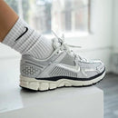 Nike Zoom Vomero 5 Photon Dust Snrkickz 2