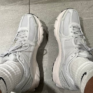 Nike Zoom Vomero 5 SP Vast Grey Snrkickz
