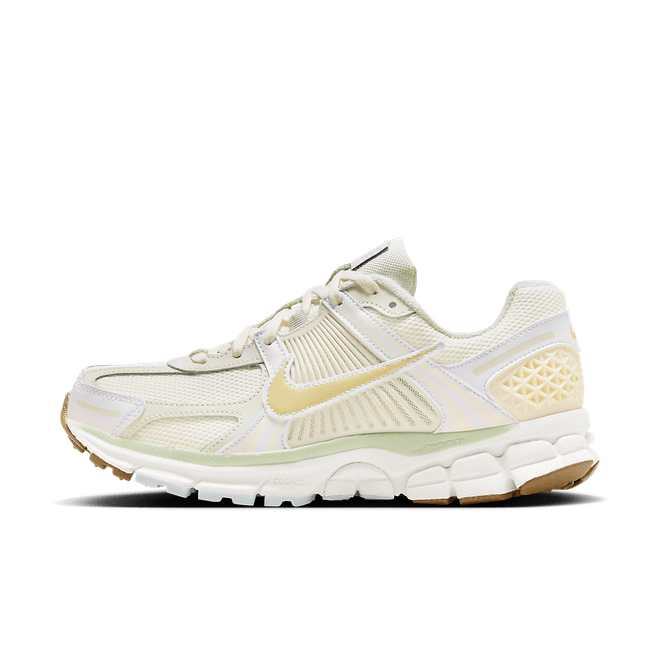 Nike Zoom Vomero 5 Sail Buff Gold