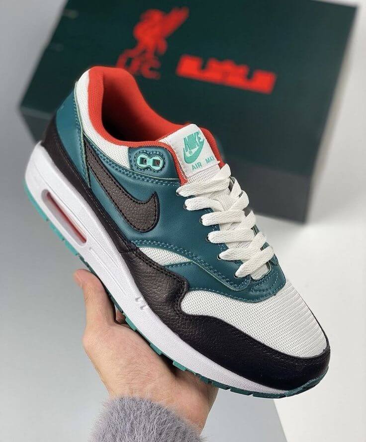 Nike Air Max 1 Liverpool Lebron James - SnrKickz