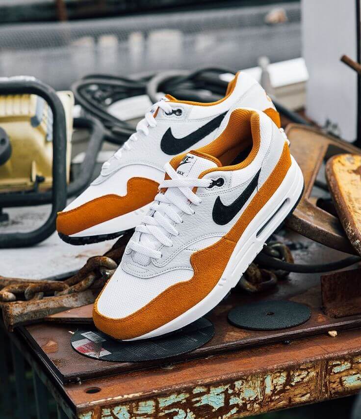 Nike Air Max 1 Monarch
