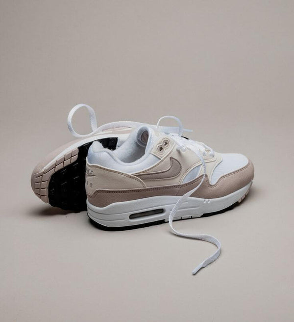 Nike Air Max 1 Platinum Violet