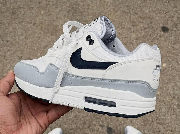 Nike Air Max 1 Platinum Tint