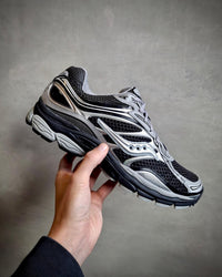 Saucony ProGrid Omni 9 Black Silver Grey (S70739-13 | Snrkickz 5