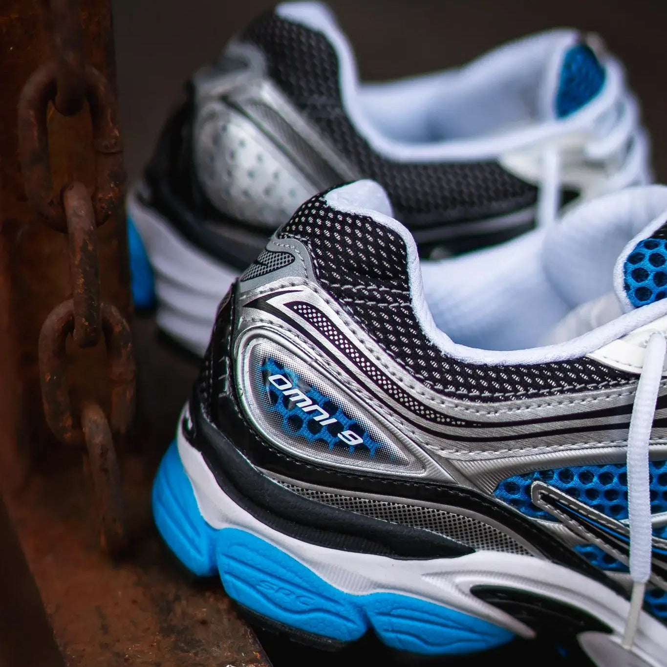 Saucony ProGrid Omni 9 OG Royal Silver