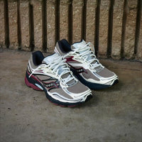 Saucony ProGrid Omni 9 Tomorrow, Meet Yesterday Pack Tan Maroon (S7083…

