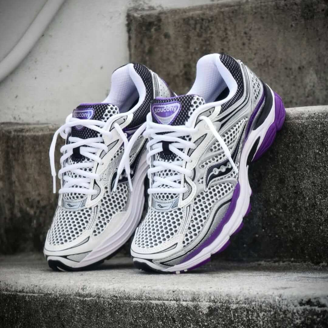 Saucony ProGrid Omni 9 White Black Silver Purple