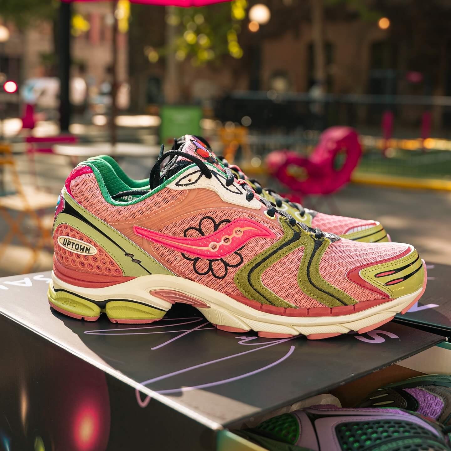 Saucony ProGrid Triumph 4 Jae Tips Flowers Grow Uptown Virginia Creeper 2