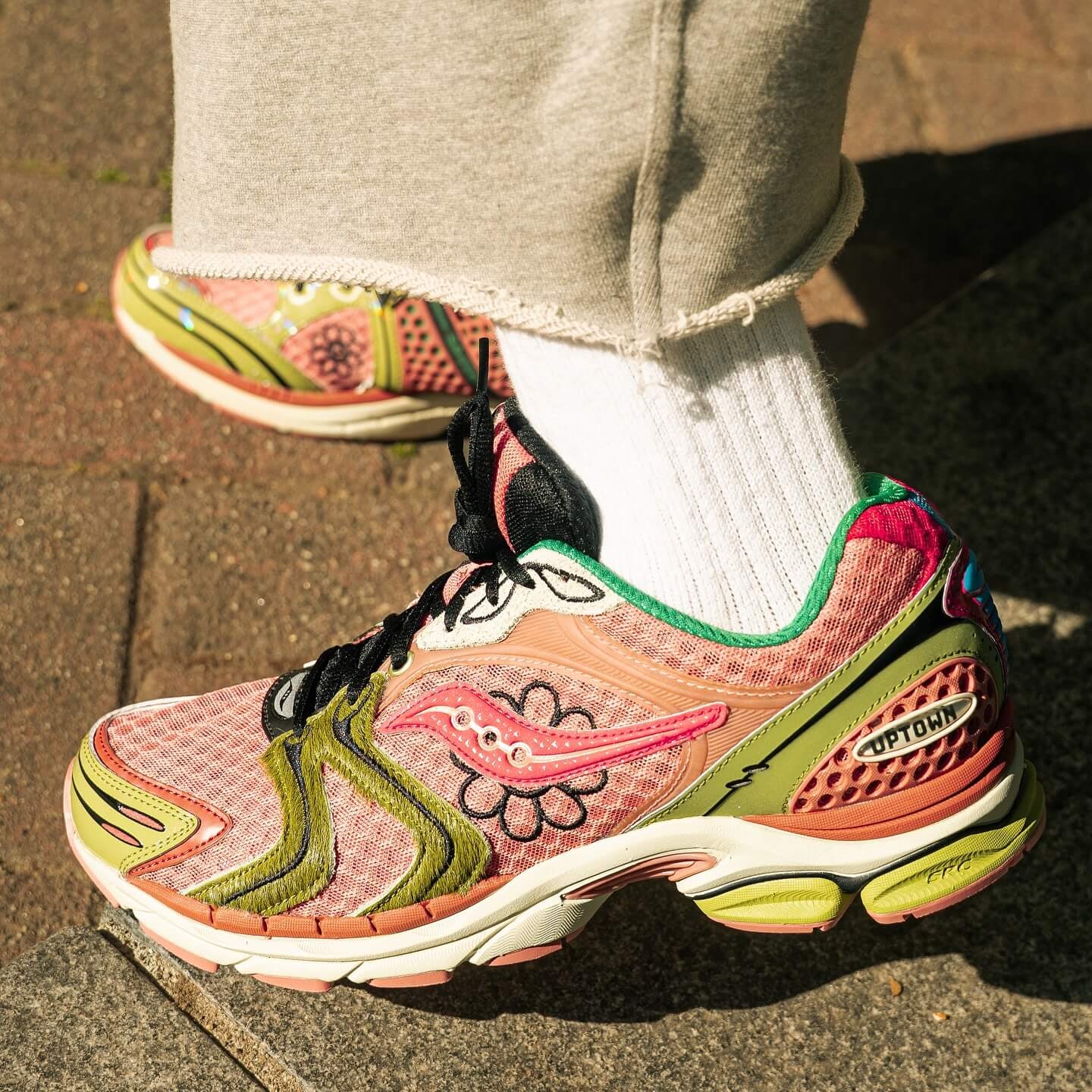 Saucony ProGrid Triumph 4 Jae Tips Flowers Grow Uptown Virginia Creeper