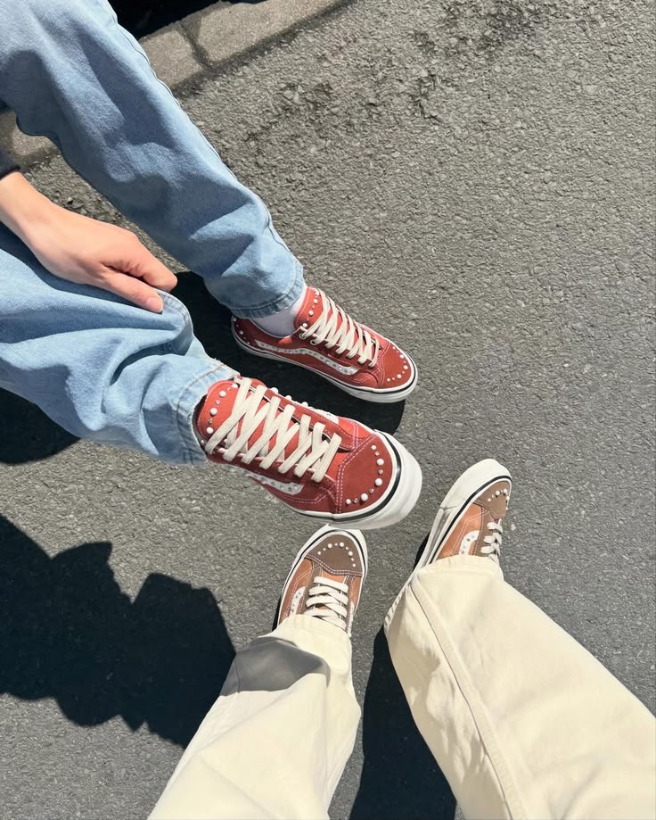 Vans Pearilized Pack on feet
