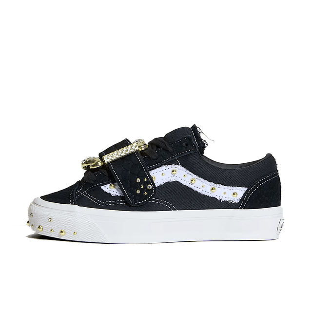 Vans Premium Old Skool 36 Metagirl Buckle Black White snrkickz