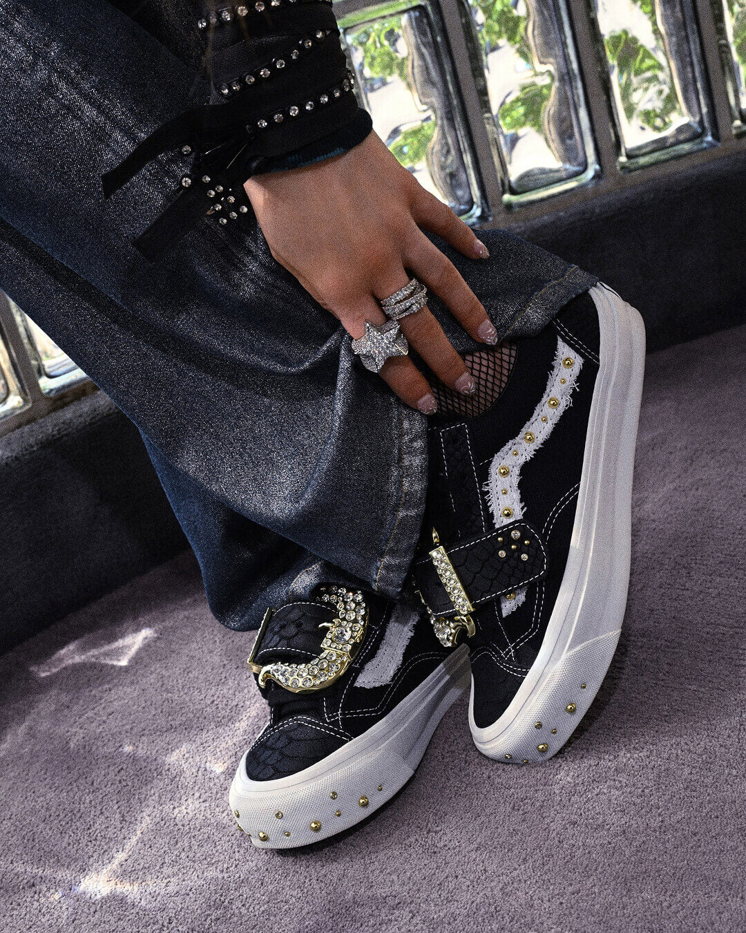 Vans Premium Old Skool 36 Metagirl Buckle Black White snrkickz 2
