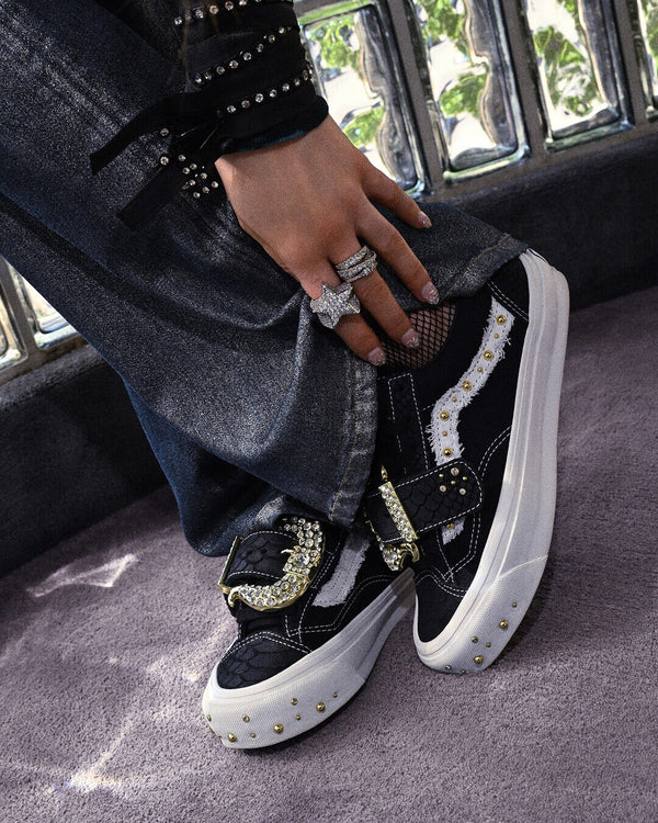 Vans Premium Old Skool 36 Metagirl Buckle Black White