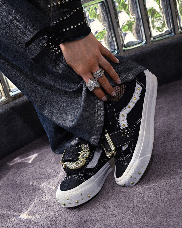 Vans Premium Old Skool 36 Metagirl Buckle Black White