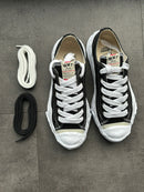 Maison Mihara Laces White